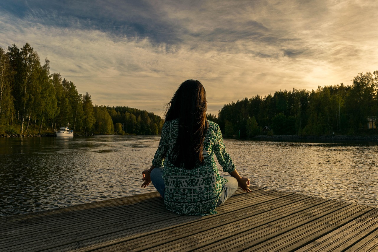 Meditation Techniques for Daily Calm & Focus - Gallery Image 1